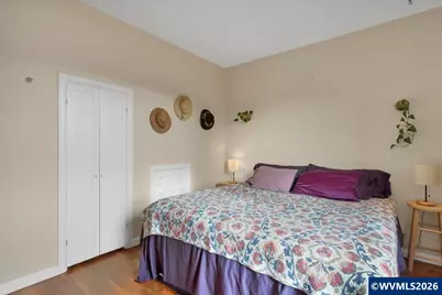 633 SE Ash St, Dallas, OR 97338 - Photo 21