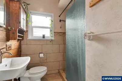 633 SE Ash St, Dallas, OR 97338 - Photo 25