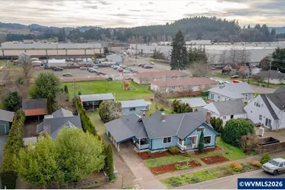 633 SE Ash St, Dallas, OR 97338 - Photo 39