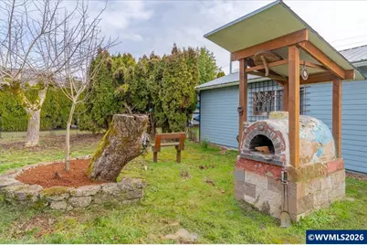 633 SE Ash St, Dallas, OR 97338 - Photo 43