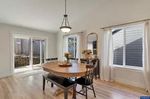 5611 Jeremy Valley Dr SE, Salem, OR 97306 - Photo 17