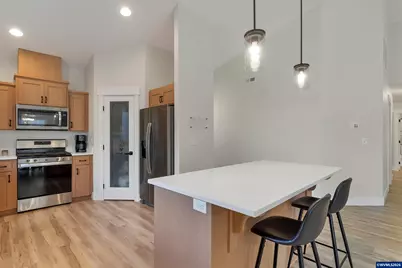 5611 Jeremy Valley Dr SE, Salem, OR 97306 - Photo 11