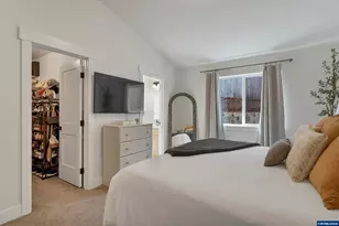 5611 Jeremy Valley Dr SE, Salem, OR 97306 - Photo 31