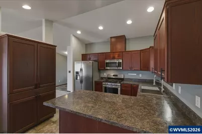 2502 Waverly Ct SE, Albany, OR 97322 - Photo 7