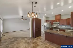 2502 Waverly Ct SE, Albany, OR 97322 - Photo 5