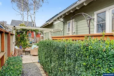 566 Edwards Rd, Monmouth, OR 97361 - Photo 39