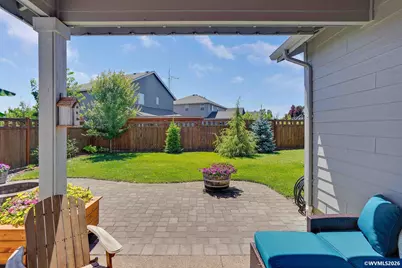 1751 SE Academy St, Dallas, OR 97738 - Photo 41