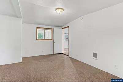 8748 Enclid St NE, Salem, OR 97305 - Photo 43