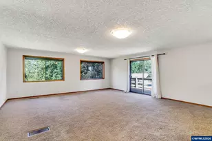 8748 Enclid St NE, Salem, OR 97305 - Photo 9