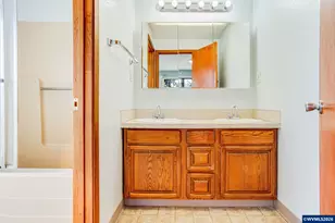 8748 Enclid St NE, Salem, OR 97305 - Photo 19