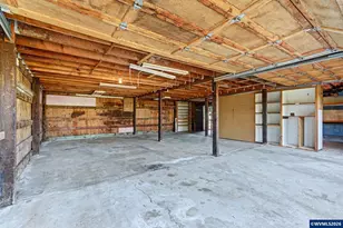 8748 Enclid St NE, Salem, OR 97305 - Photo 39