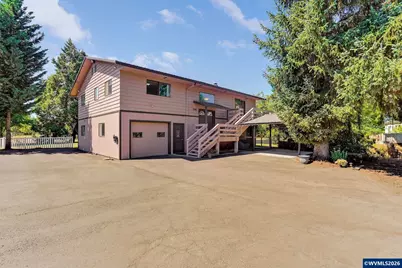 8748 Enclid St NE, Salem, OR 97305 - Photo 3