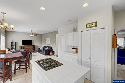 1806 Teton Dr E, Monmouth, OR 97361 - Photo 17