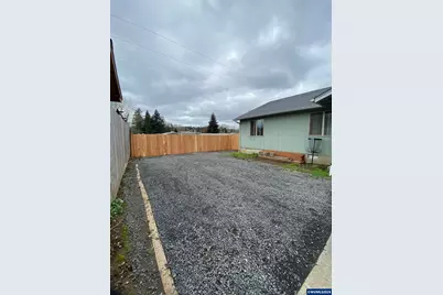 1784 Tamarack St, Sweet Home, OR 97386 - Photo 17