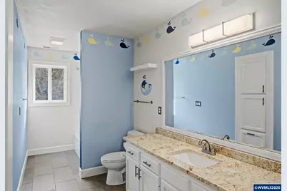 742 E Main St, Sublimity, OR 97385 - Photo 33