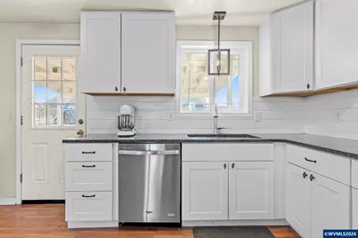 402 Clover St, Aumsville, OR 97325 - Photo 9