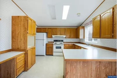 4639 Knox Butte Rd E, Albany, OR 97322 - Photo 29