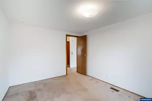 4639 Knox Butte Rd E, Albany, OR 97322 - Photo 35