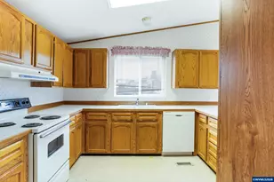 4639 Knox Butte Rd E, Albany, OR 97322 - Photo 25