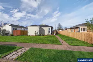 1530 Maple St SW, Albany, OR 97321 - Photo 1