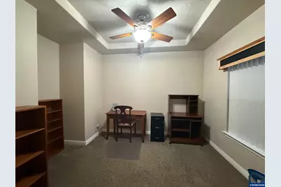 300 Lacreole Dr #220, Dallas, OR 97338 - Photo 11