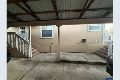 300 Lacreole Dr #220, Dallas, OR 97338 - Photo 17