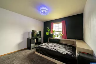 1137 SE 2nd Ave, Mill City, OR 97360 - Photo 19