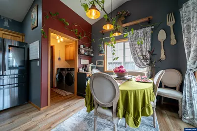 1137 SE 2nd Av, Mill City, OR 97360 - Photo 11