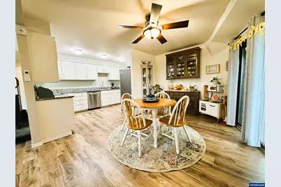 12770 Maxfield Creek Rd, Monmouth, OR 97361 - Photo 5