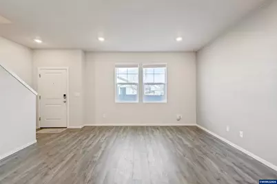 1226 NW Upas Pl, Redmond, OR 97756 - Photo 5