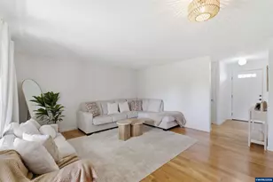 5750 Macleay Rd SE, Salem, OR 97317 - Photo 11