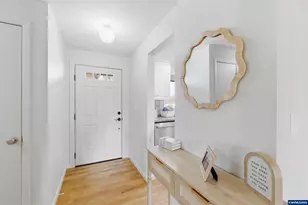 5750 Macleay Rd SE, Salem, OR 97317 - Photo 7