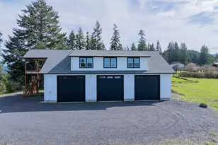 27579 Riggs Hill Rd, Sweet Home, OR 97345 - Photo 9