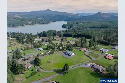 27579 Riggs Hill Rd, Sweet Home, OR 97345 - Photo 1
