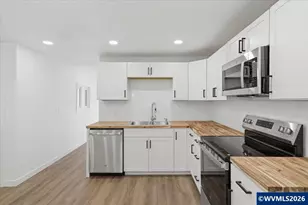 111 E 3rd St, Halsey, OR 97348 - Photo 15