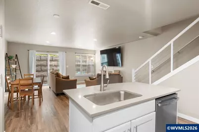 5912 Belknap Springs St SE, Salem, OR 97306 - Photo 5