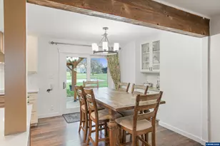 30596 Horseshoe Dr SW, Albany, OR 97321 - Photo 9