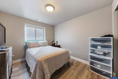 558 Casting St SE, Albany, OR 97322 - Photo 9