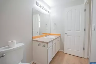 399 Breezy Wy NE, Albany, OR 97322 - Photo 15