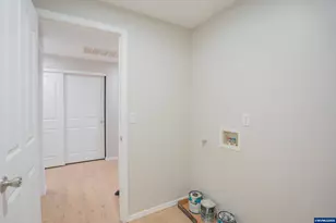 399 Breezy Wy NE, Albany, OR 97322 - Photo 29