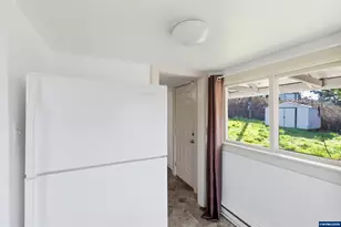 800 Oakhill Ave SE, Salem, OR 97302 - Photo 11