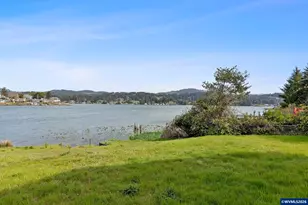 3401 NE Yacht Ave, Lincoln City, OR 97367 - Photo 5