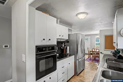 1795 B St NE, Salem, OR 97301 - Photo 9