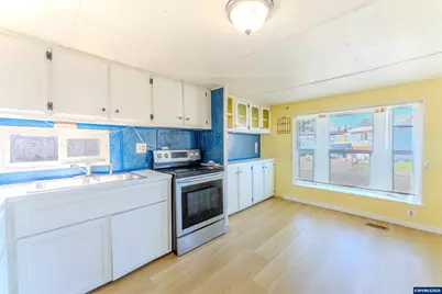 1999 Jansen Wy #66, Woodburn, OR 97071 - Photo 9