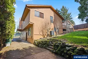 1030 Morningside Dr SE, Salem, OR 97302 - Photo 9