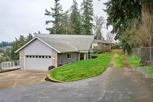 301 Edgewood Dr, Silverton, OR 97381 - Photo 7