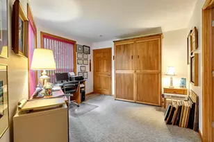 301 Edgewood Dr, Silverton, OR 97381 - Photo 21