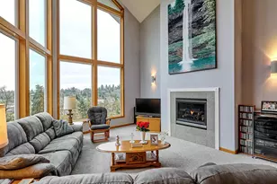 301 Edgewood Dr, Silverton, OR 97381 - Photo 9