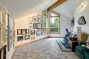 301 Edgewood Dr, Silverton, OR 97381 - Photo 39