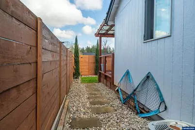 5214 Nightcap St SE, Salem, OR 97306 - Photo 37